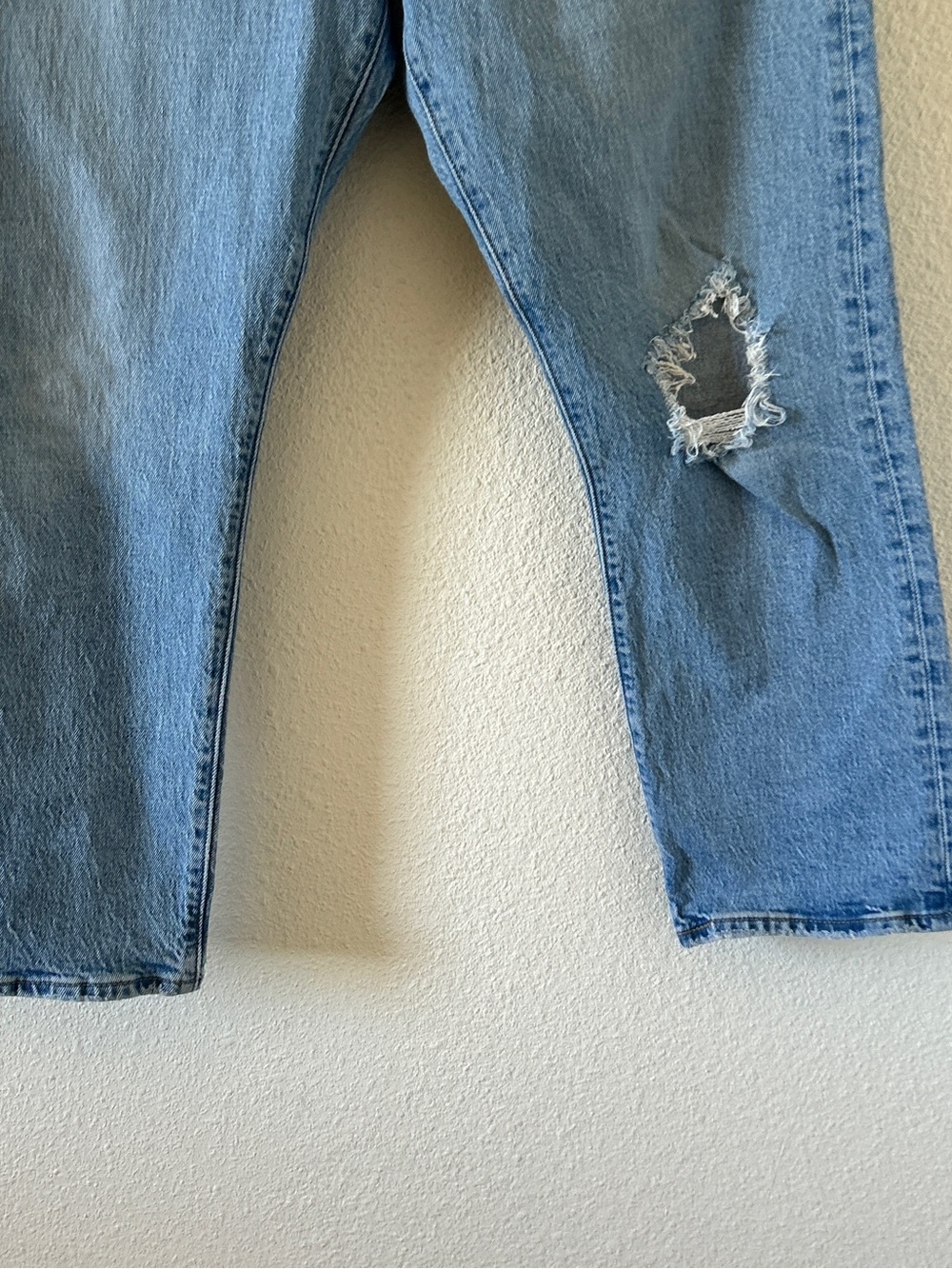 Levi’s Big E Wedgie Straight Ankle Jeans Women’s 31 light Wash Blue - Picture 2 of 8